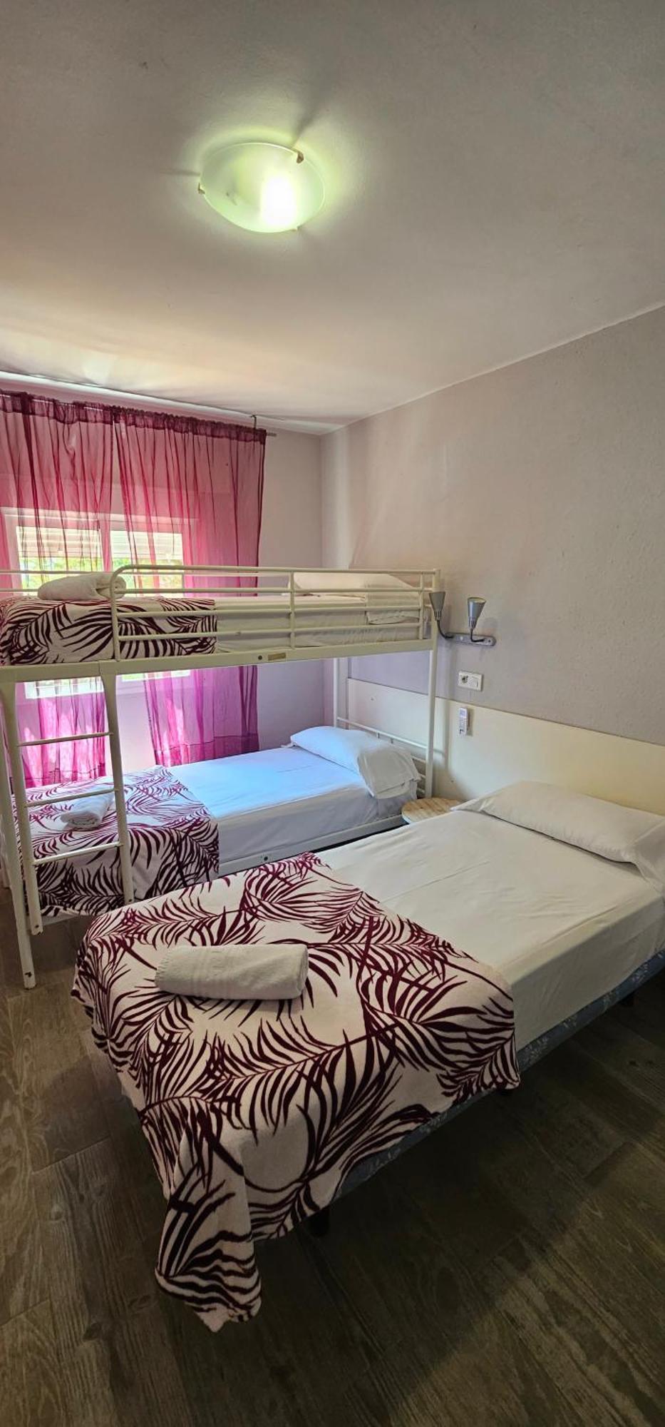 Hostal La Cabana Salou Esterno foto